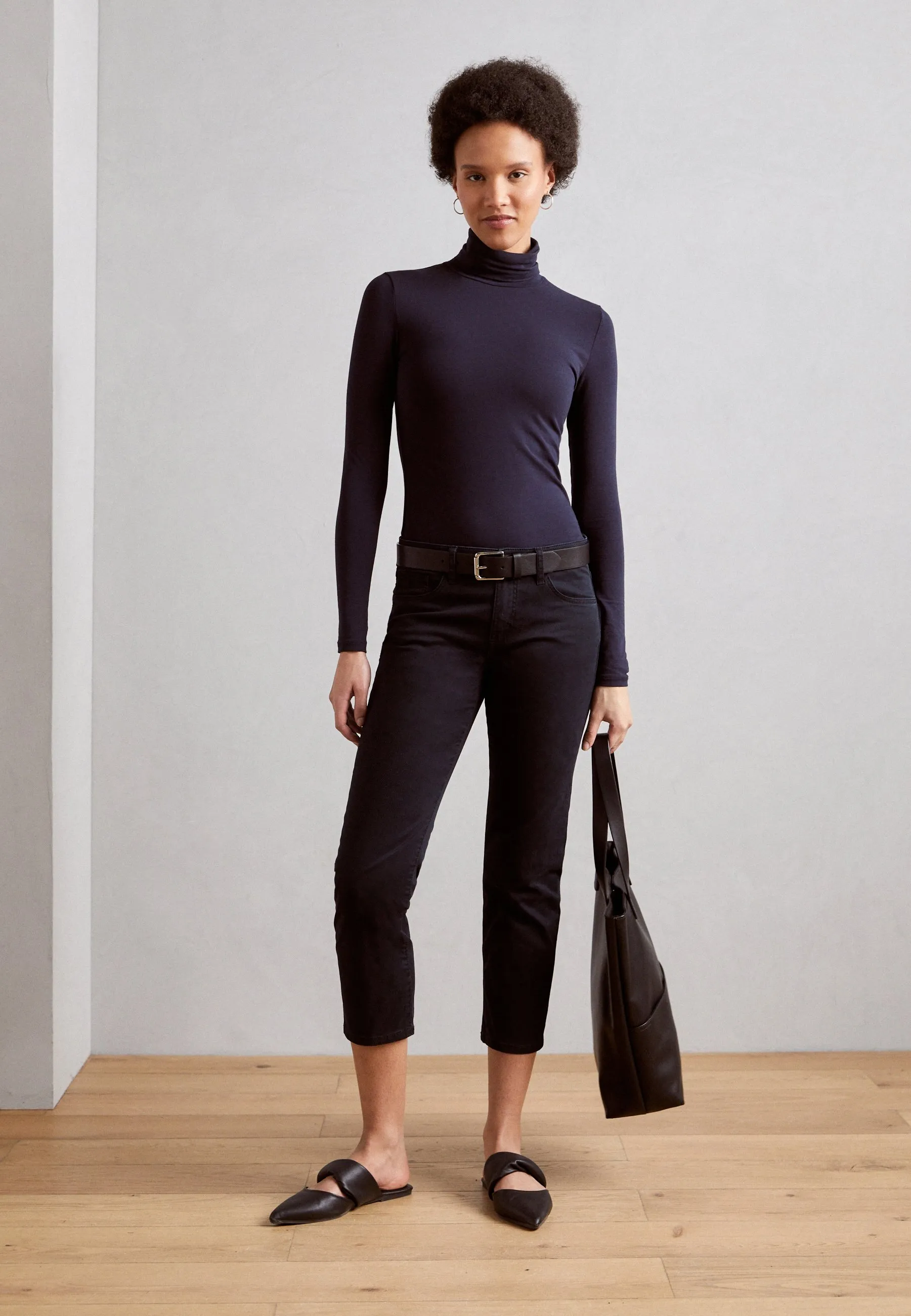 5 POCKET CAPRI - Pantaloni