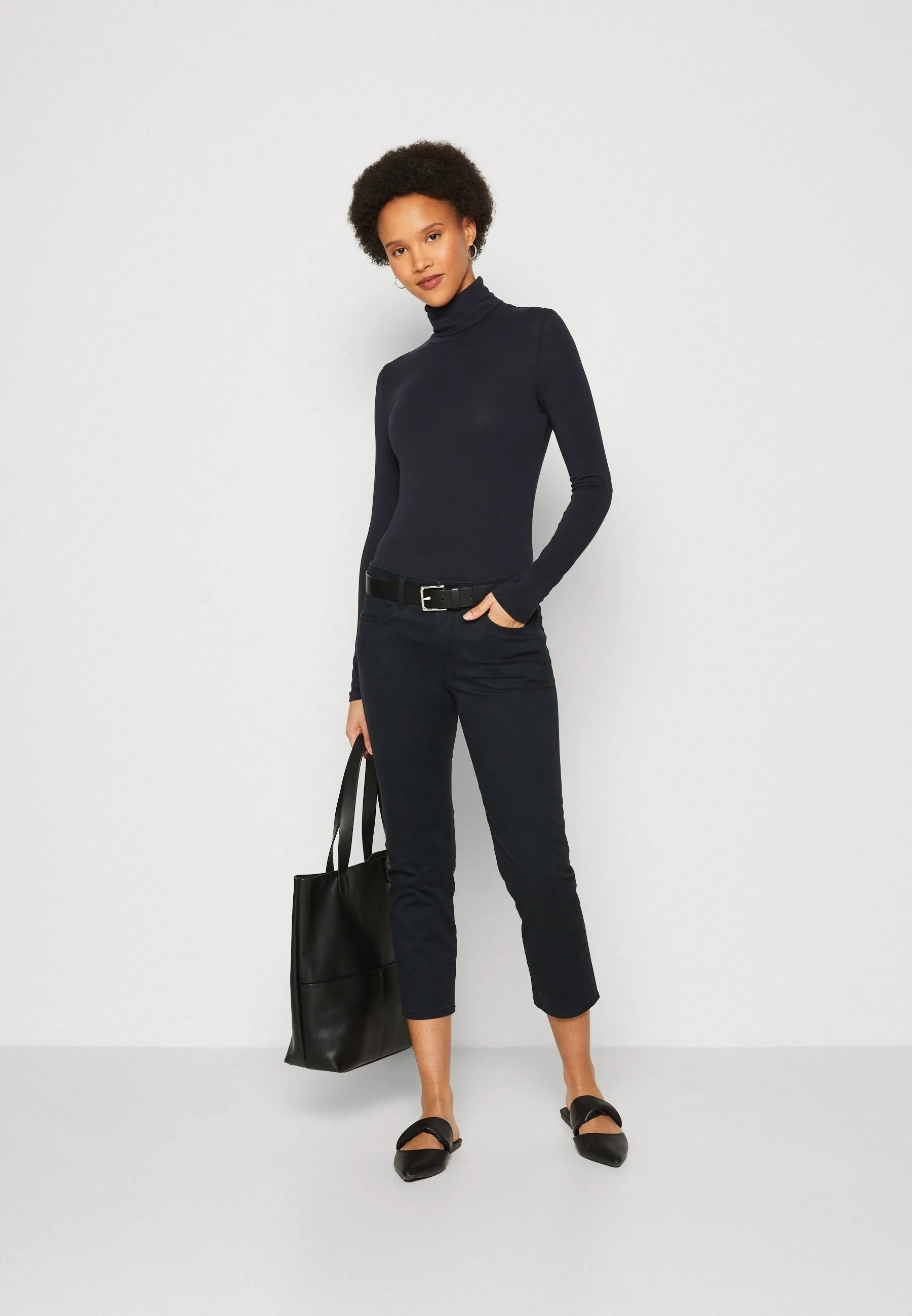 5 POCKET CAPRI - Pantaloni