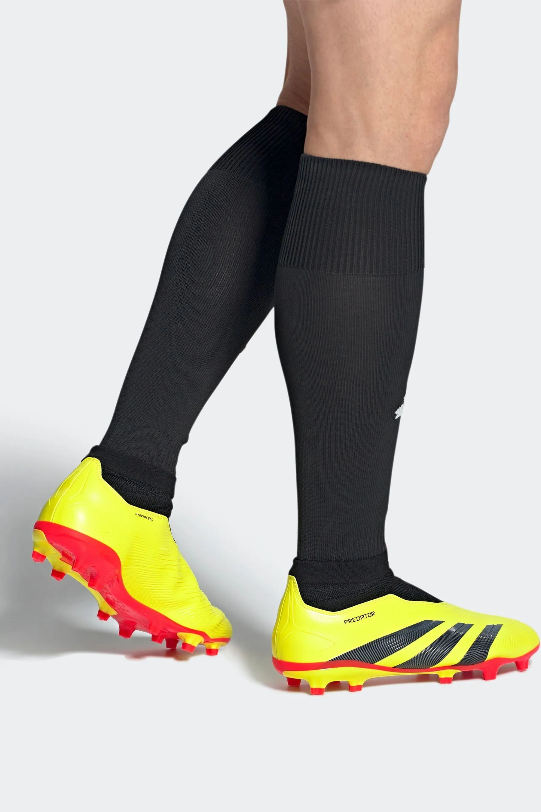 adidas Football Predator 24 League - Scarpe da calcio per terreni duri per Stivali adulti senza lacci