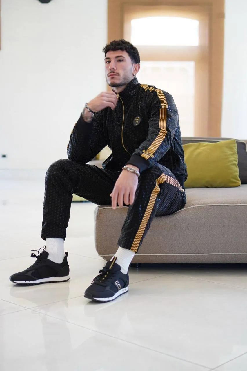 Armani Tuta