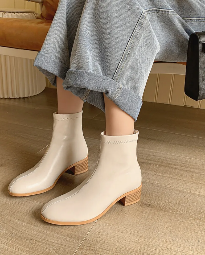 Autumn And Winter  Style Simple Sheepskin Slim Boots Round Toe Commuting Thick Heel Ankle Boots Short Medium Heel Single