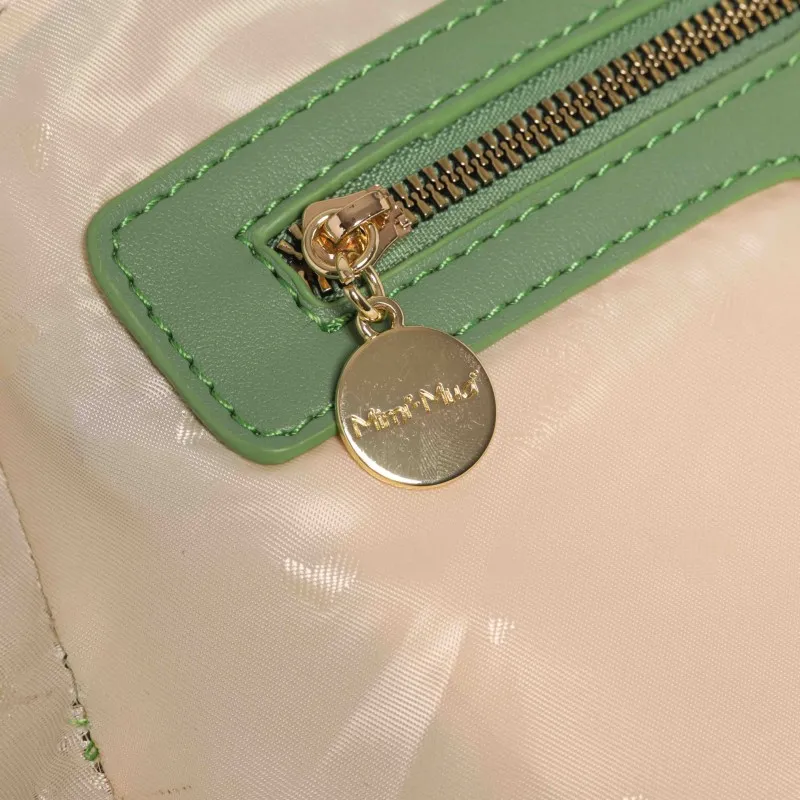 BORSA A BRACCIO CON DETTAGLIO TRAFORATO VERDE MENTA