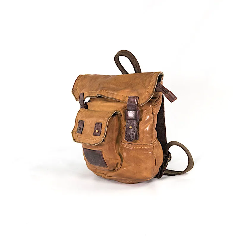 B.WANT.B  ---------    ------------Zaino in Pelle - Gas Mask - Leather BackPack Gas Mask 