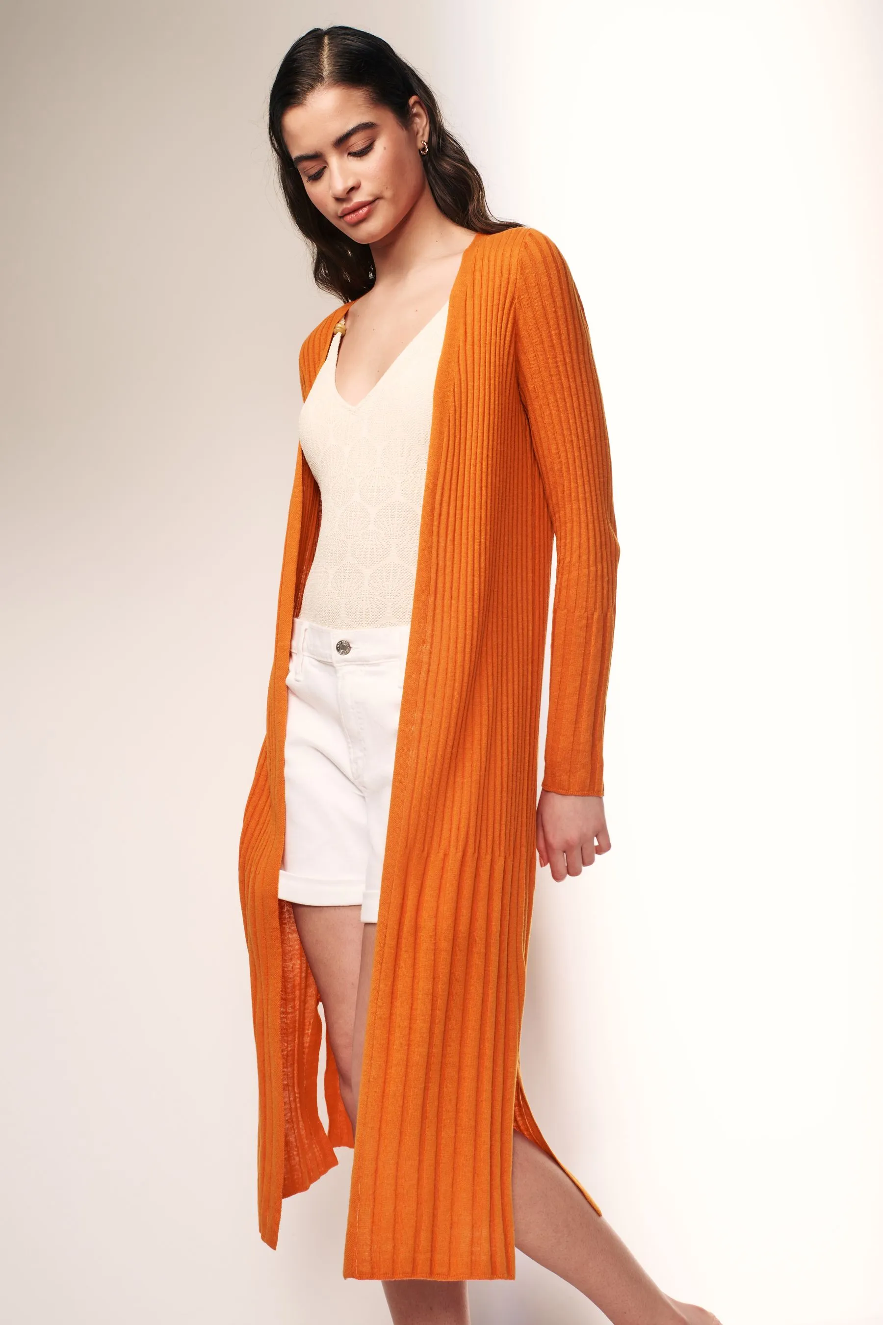 Cardigan lungo in lino a coste