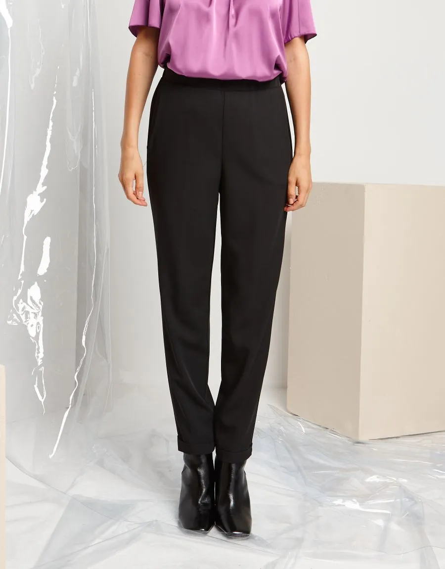 Pantalone nero in tessuto fluido
