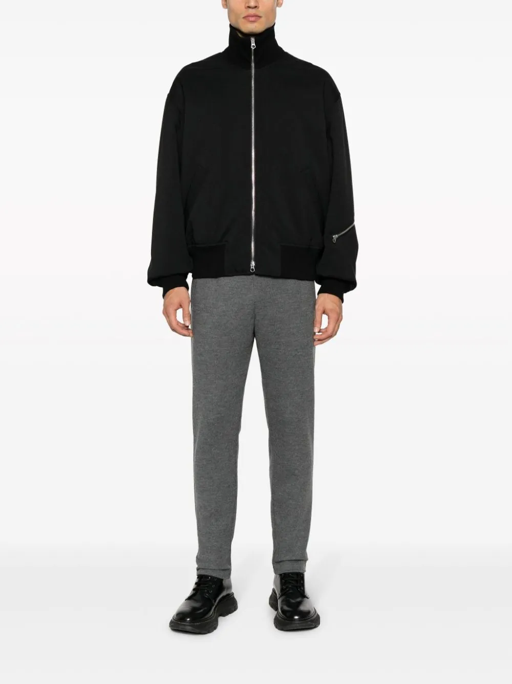 pantalone sportivo