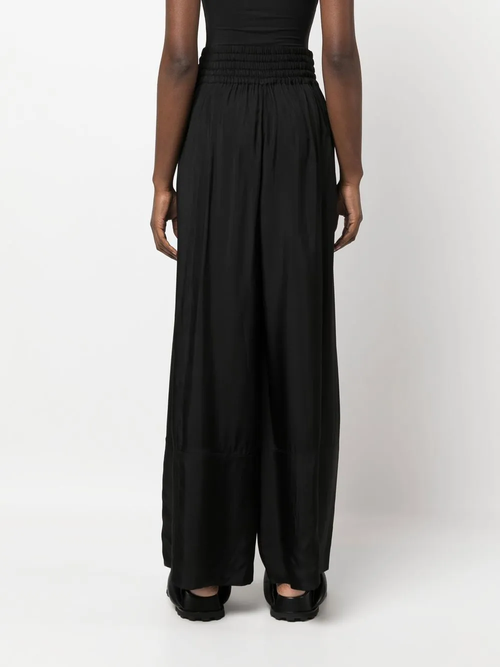 Pantaloni a palazzo in nero - donna