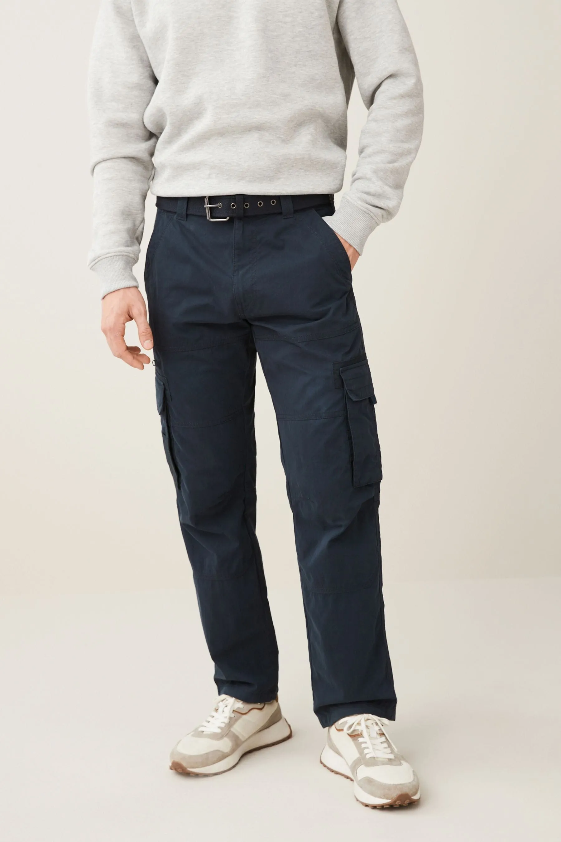 Pantaloni cargo tecnologici con cintura