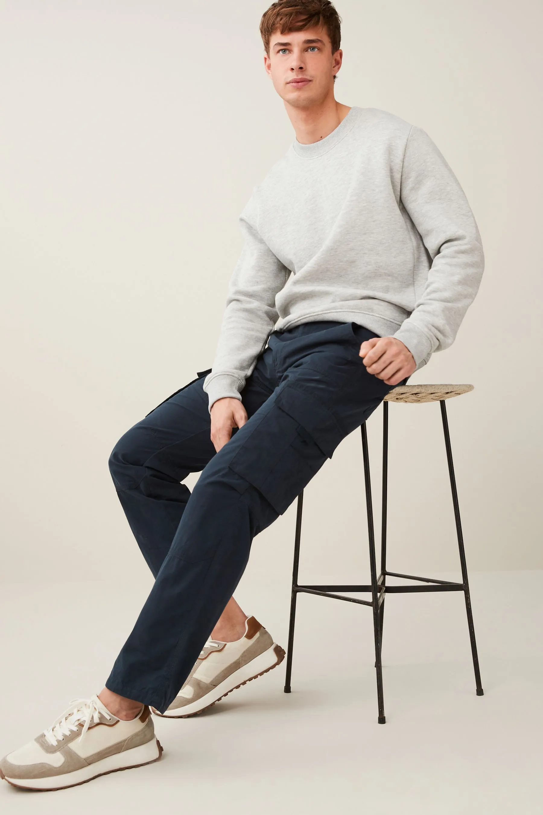 Pantaloni cargo tecnologici con cintura