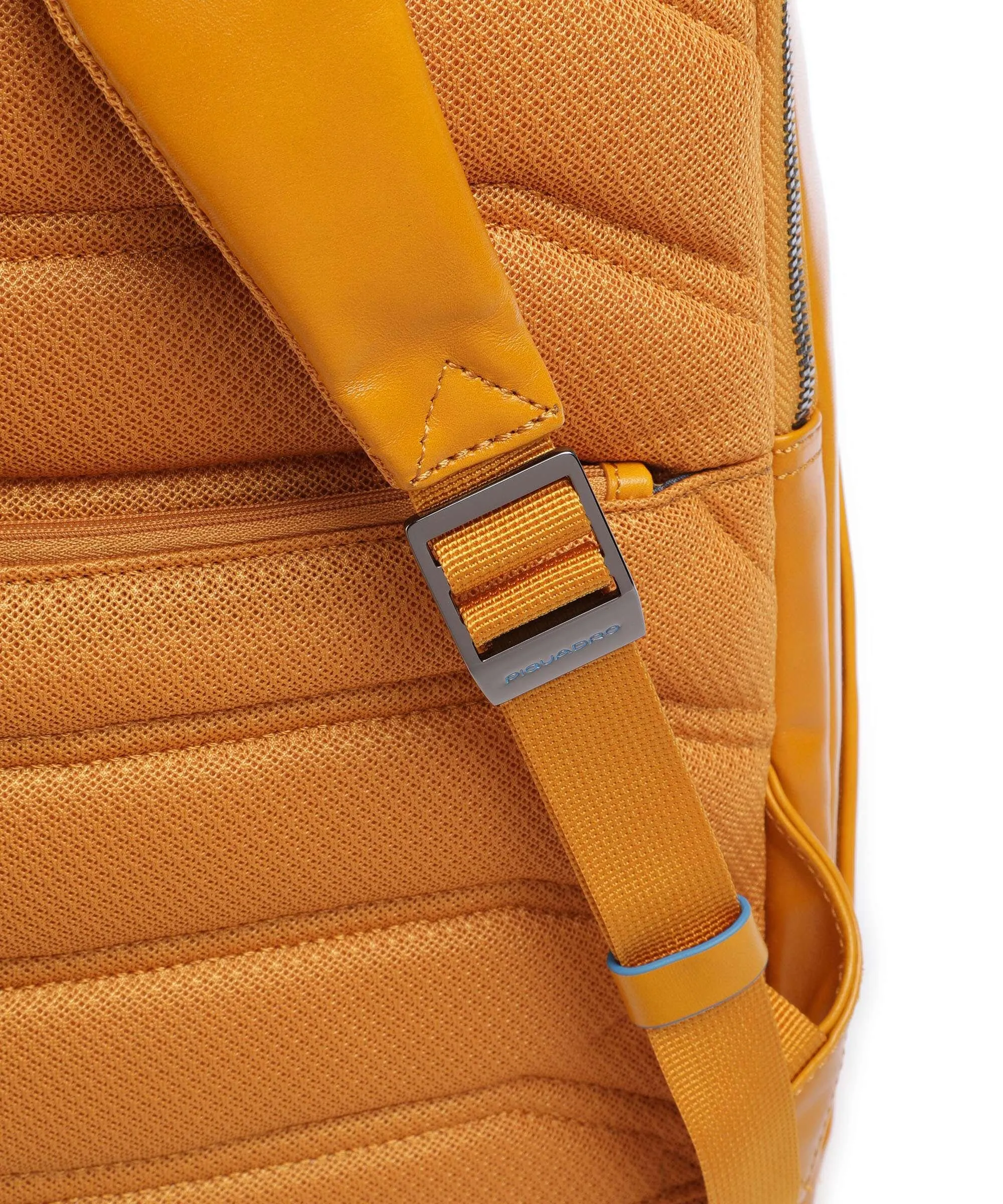  Piquadro Blue Square Zaino 15″ pelle di vacchetta finemente grana giallo  