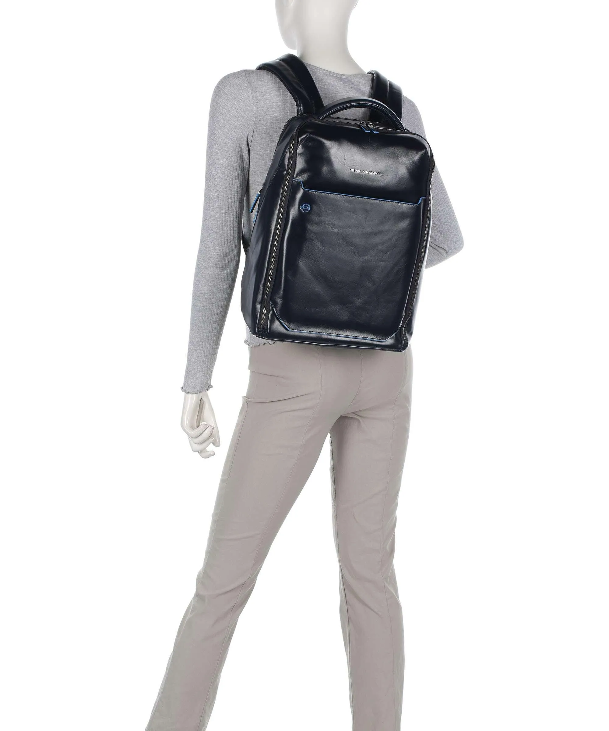  Piquadro Blue Square Zaino 15″ pelle di vacchetta finemente grana navy  