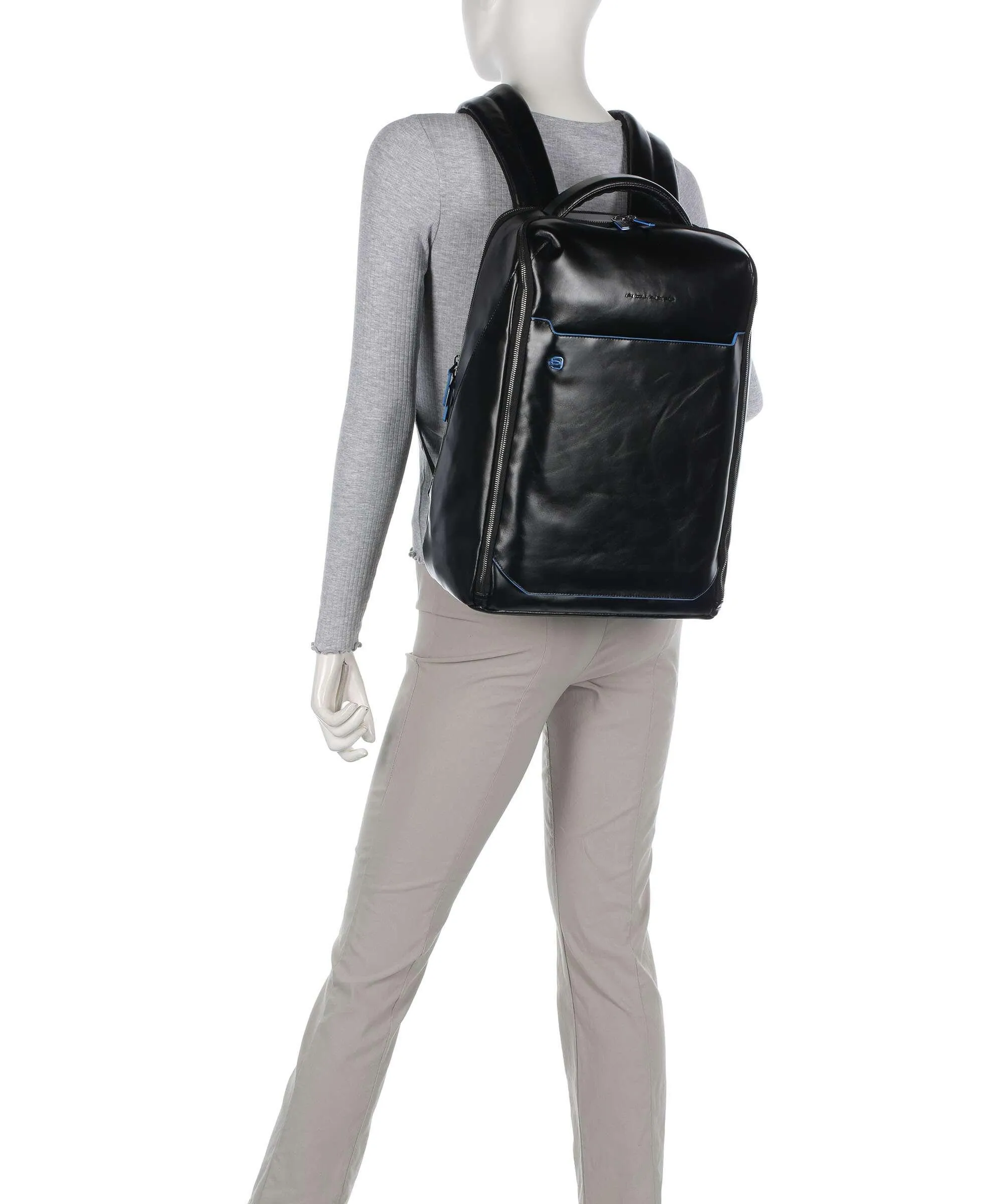  Piquadro Blue Square Zaino 15″ pelle di vacchetta finemente grana nero  