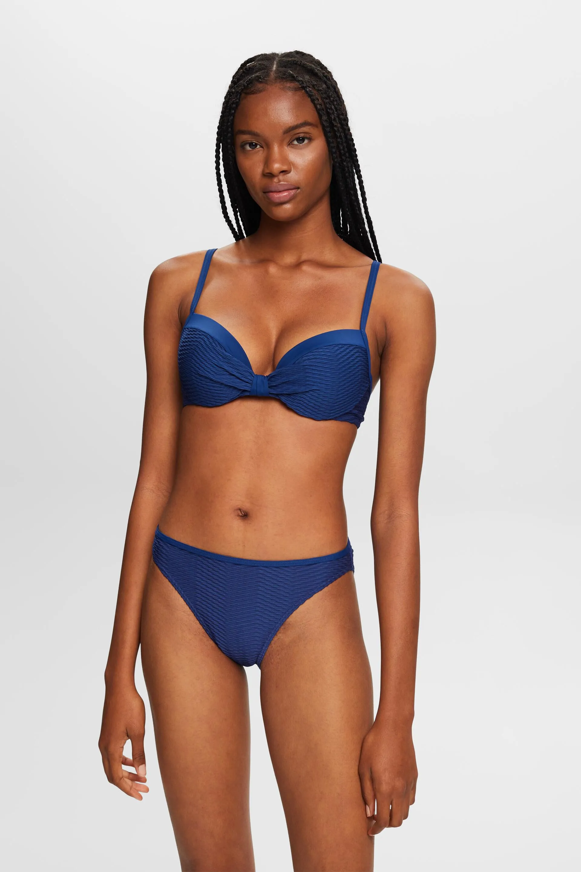 Riciclato: top da bikini imbottito con struttura