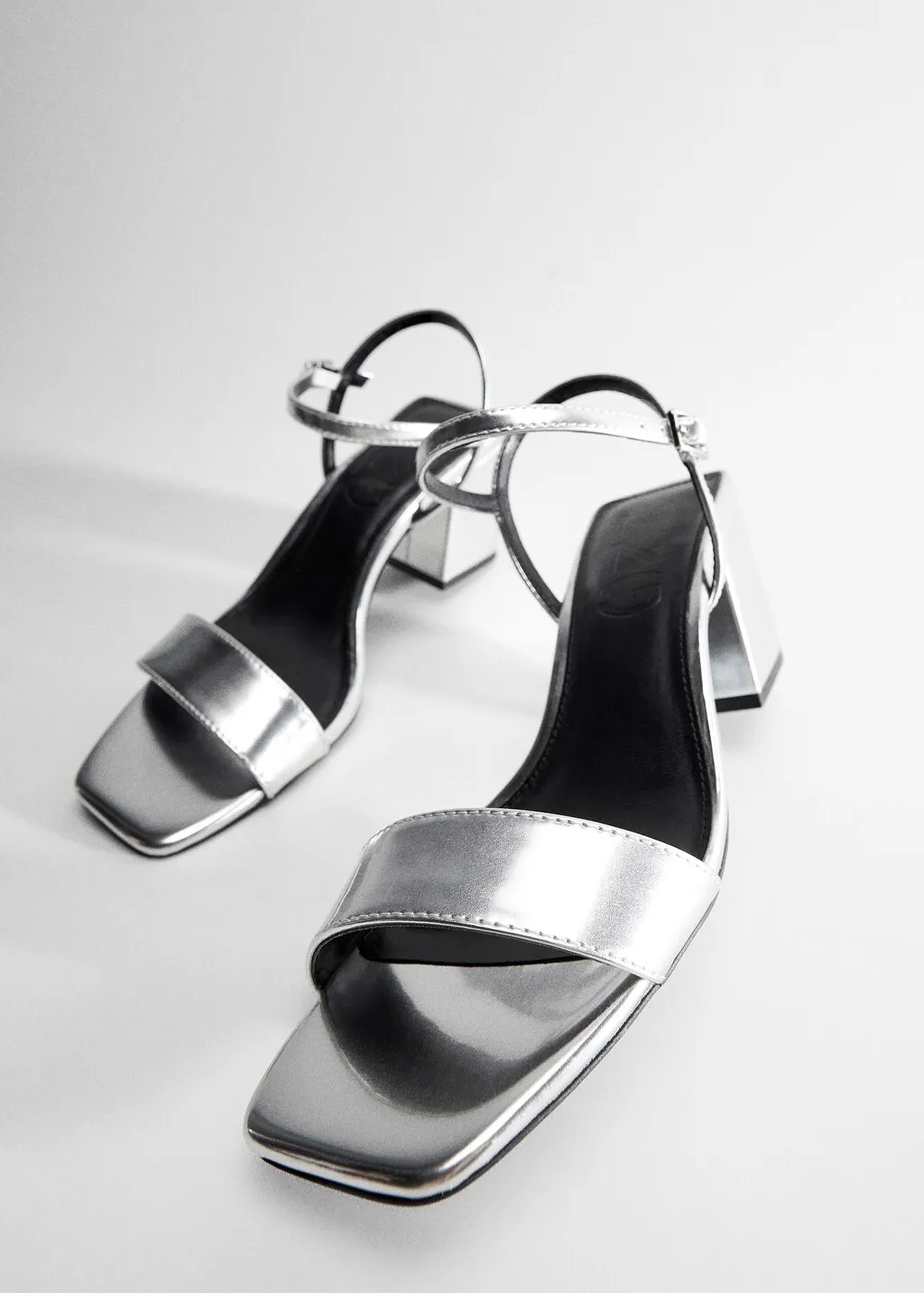 Sandali metallizzati tacco