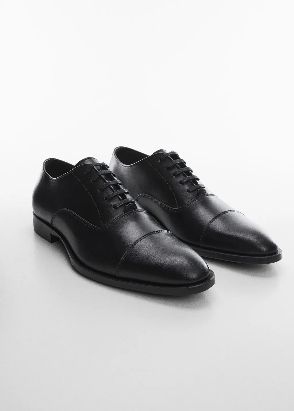 Scarpe completo allungate pelle