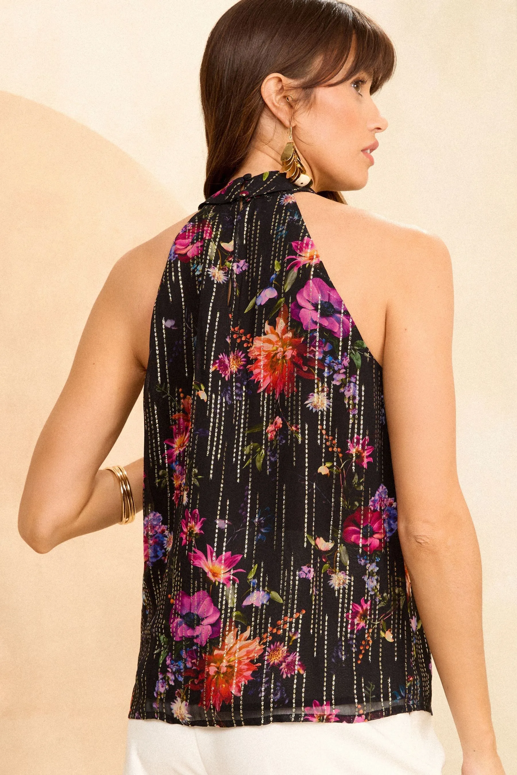 Top Love & Roses Dettagli metallizzati con scollo all'americana