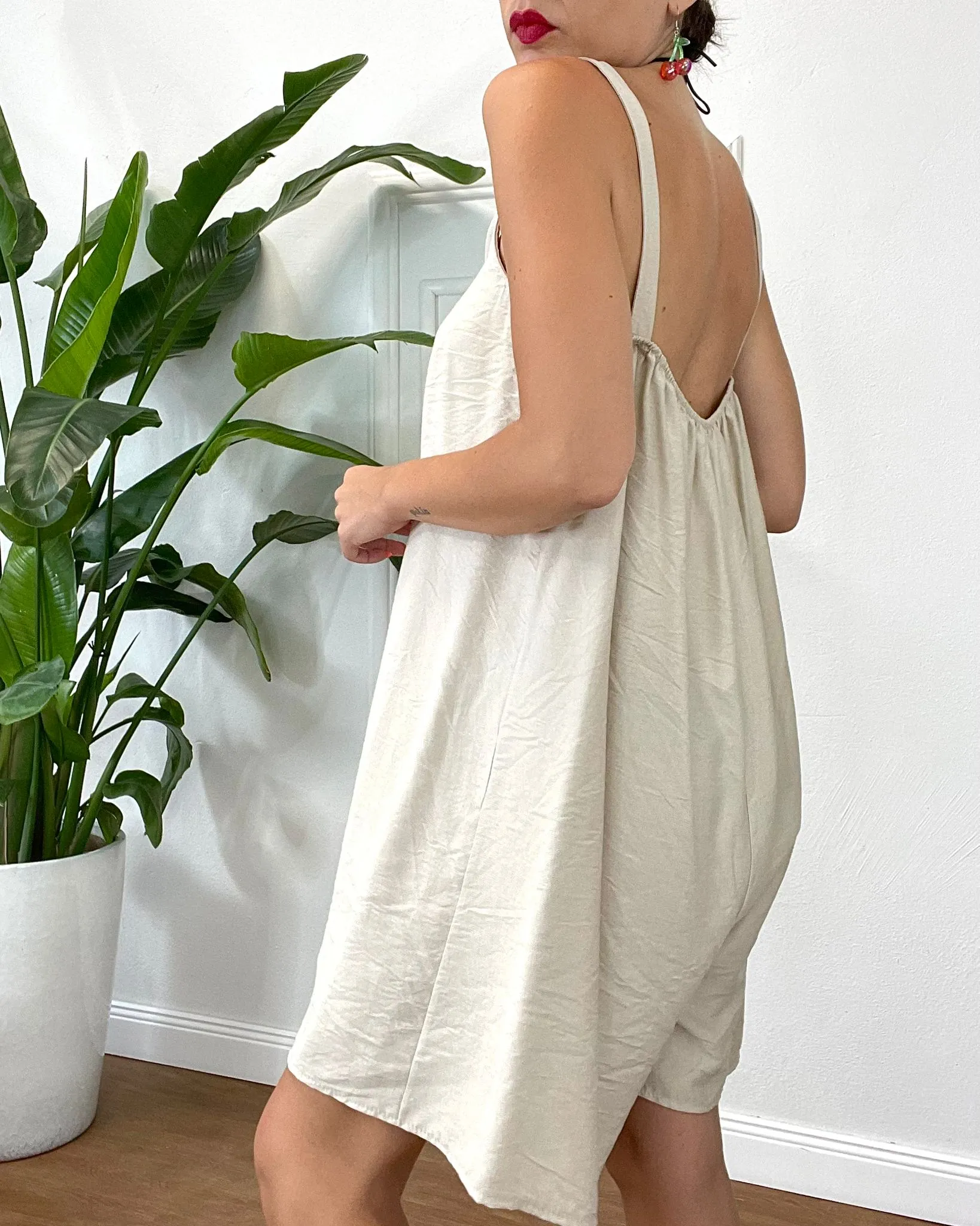 TUTA SCOLLO SCHIENA 530 beige
